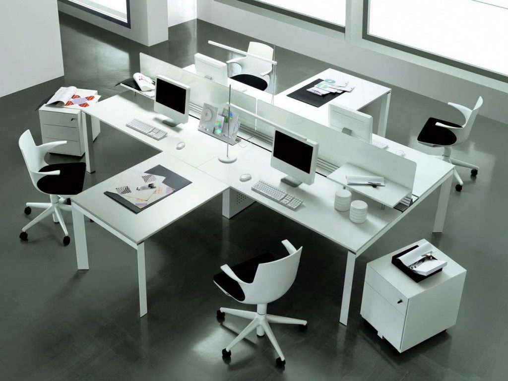Bàn làm việc văn phòng hiện đại được đa số các doanh nghiệp lựa chọn.