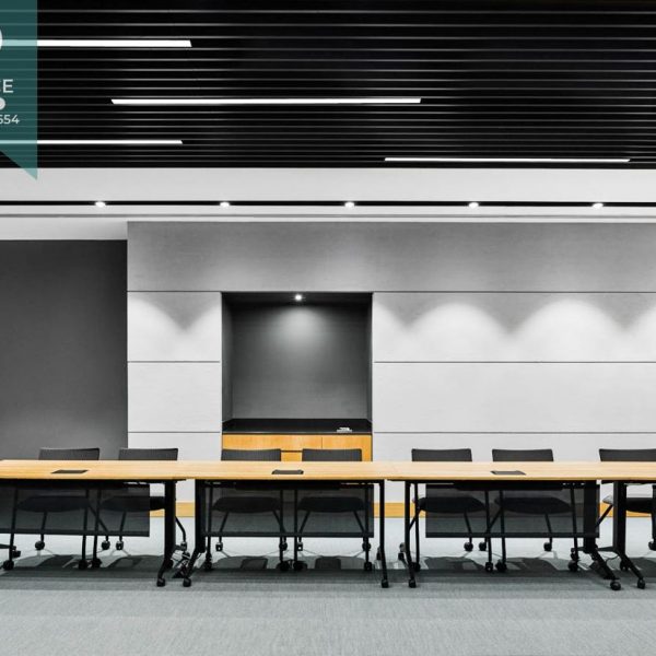 Bàn phòng họp lớn hiện đại ON14 linh hoạt cho nhiều không gian.